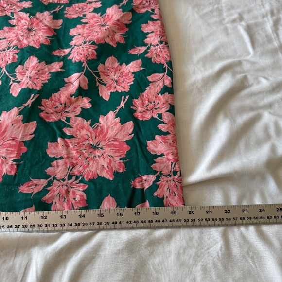 J. Crew Mercantile Women's Floral Print Pencil Skirt Green/Pink Size 14 Lined - Picture 11 of 12